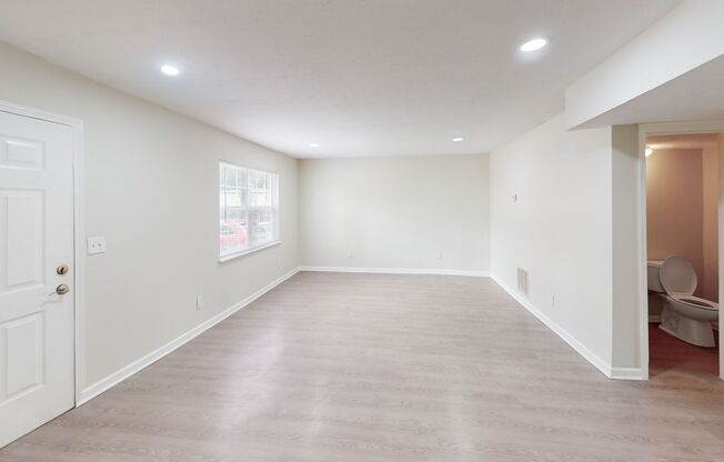 3 beds, 2.5 baths, 1,425 sqft, $1,500, Unit 09G