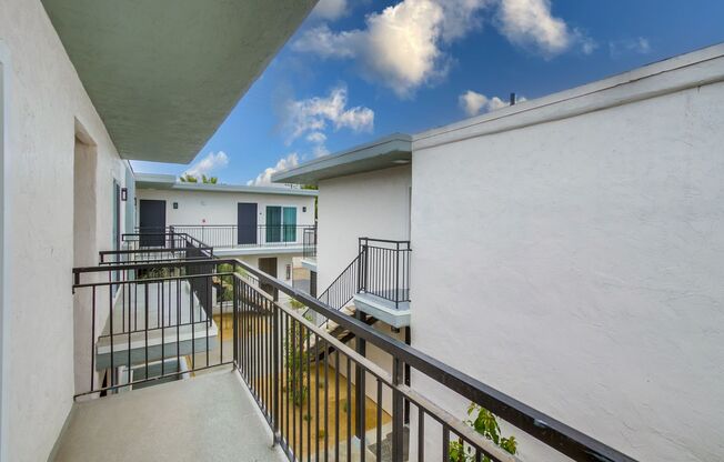 Studio, 1 bath, 300 sqft, $1,995, Unit 4840-27