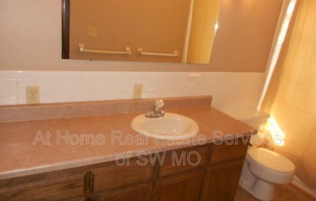 1154 A S OAK PARK