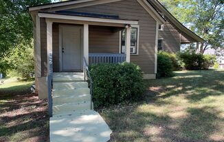 Quaint 3 Bedroom on Macon Highway *AVAILABLE NOW!*