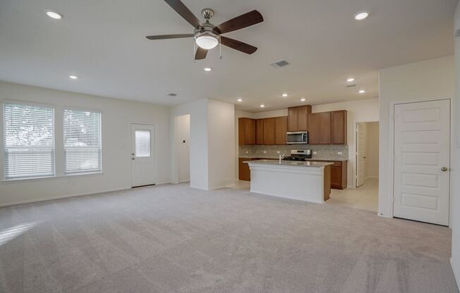 1625 Garlock Dr, Leander, TX 78641