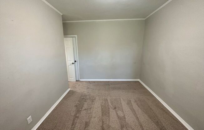 2 beds, 1 bath, 1,035 sqft, $1,495, Unit Unit 8-A