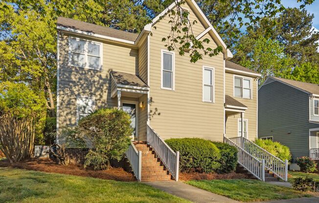 Fantastic End-Unit Townhome Available Now!