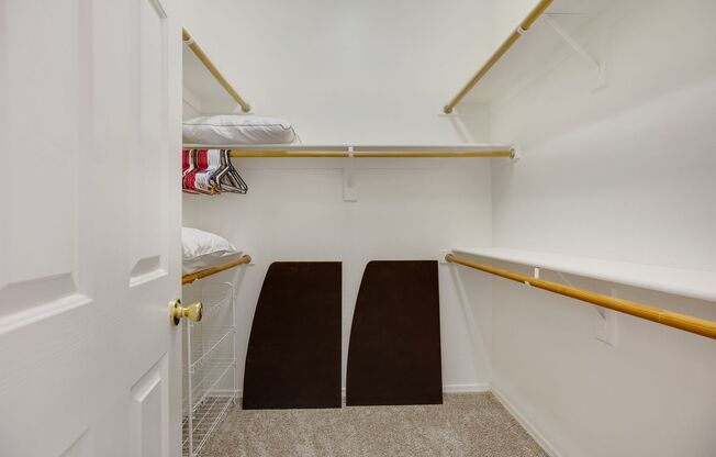3 beds, 2 baths, $2,350
