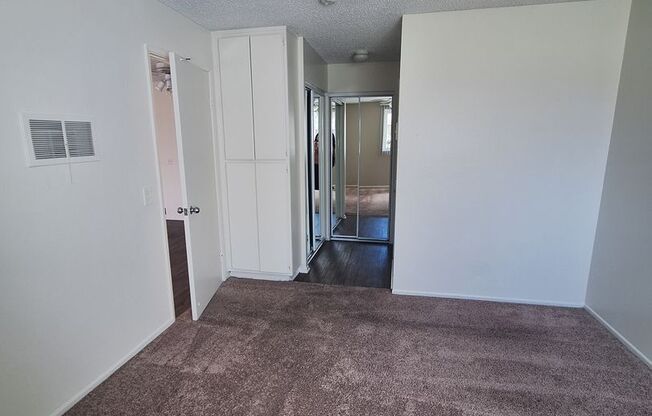 1 bed, 1 bath, 691 sqft, $2,125, Unit 420C