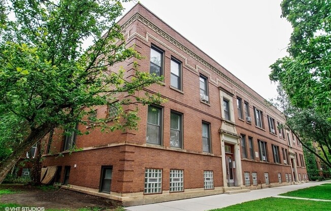 1314-20 W Waveland, LLC