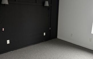 5530 Owensmouth Ave.