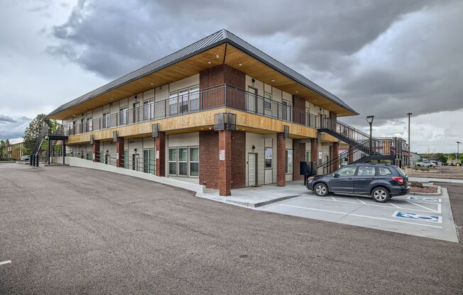 1 bed, 1 bath, 692 sqft, $1,299, Unit 3410 N Carefree Circle - Unit 110