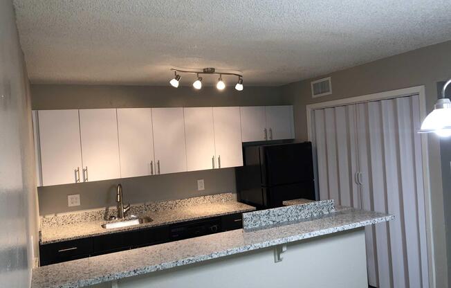 3 beds, 2 baths, 998 sqft, $1,310