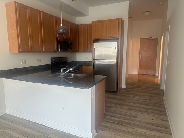 8 W Monroe St, Chicago IL 607