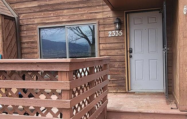 Beautiful West Side Condo