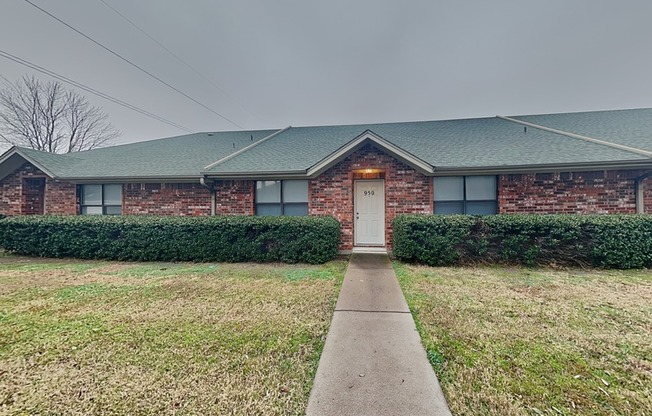 950 AUSTIN CT