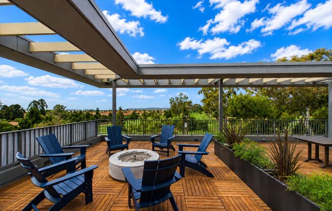 Nauticus | Elevated Coastal Luxury Living