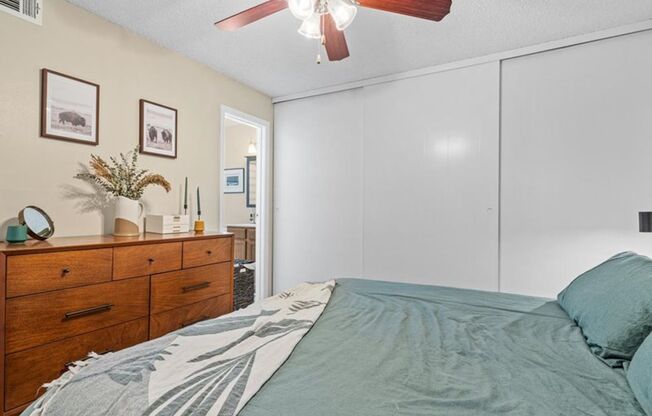 2 beds, 2 baths, 971 sqft, $1,395, Unit 8709-302