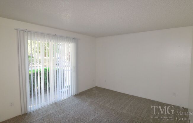 2 beds, 1 bath, 800 sqft, $1,595, Unit 04