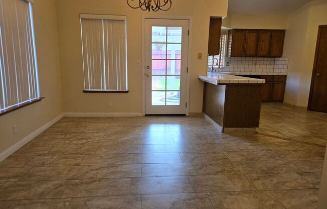 3 beds, 2 baths, $2,100