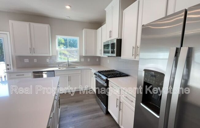 414 NOLAN CIR