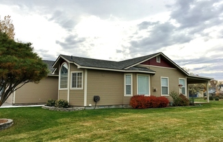 3 beds, 2 baths, $2,195