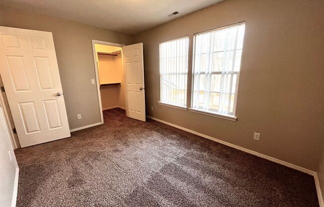 1 bed, 1 bath, 850 sqft, $1,250, Unit 1320 - 6