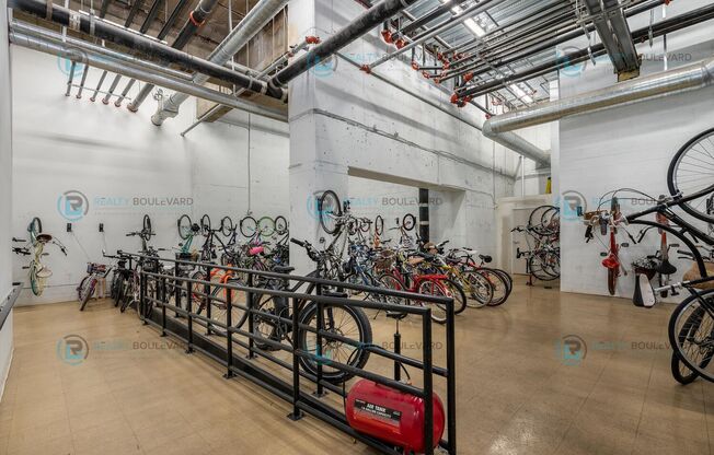 1 bed, 1 bath, $1,695, Unit # 807