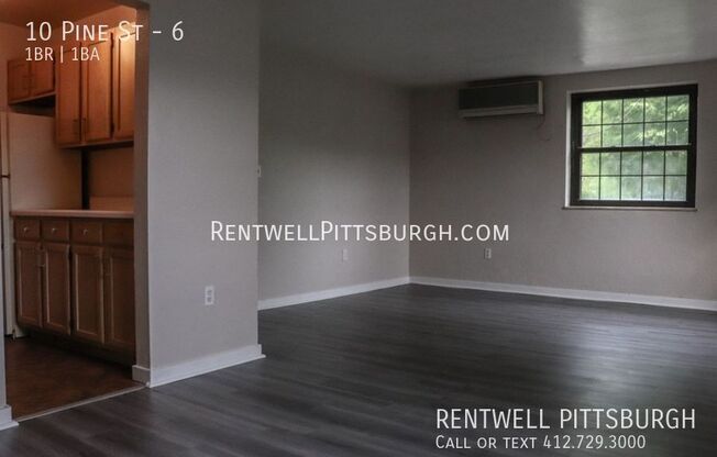 10 Pine St