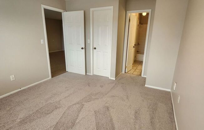 1 bed, 1 bath, $1,225