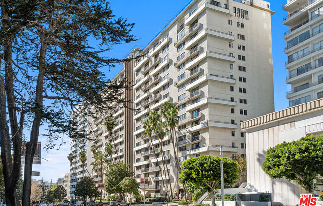 2 beds, 2 baths, 1,088 sqft, $4,400, Unit 904