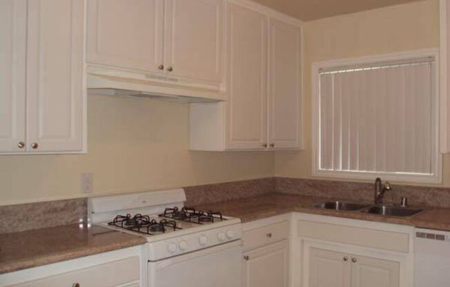 1 bed, 1 bath, 652 sqft, $1,900, Unit Apt 18
