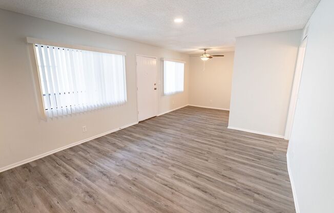 2 beds, 2 baths, 900 sqft, $2,198, Unit 212