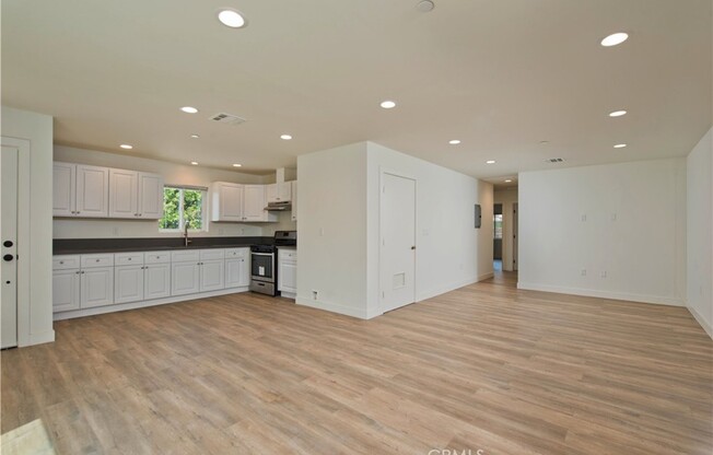 12516 SAN FERNANDO RD