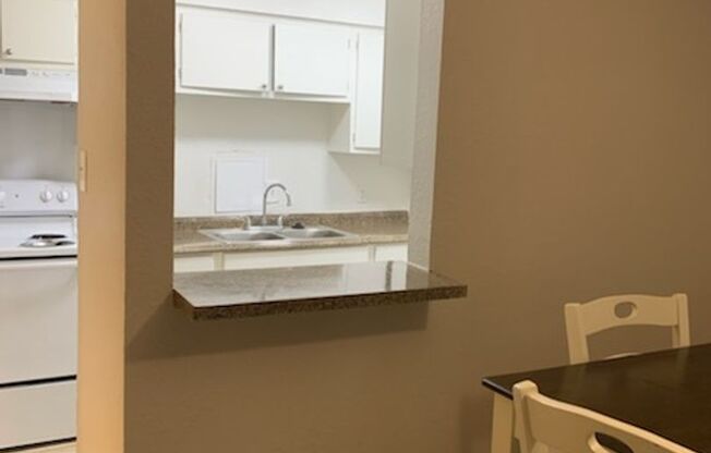 1 bed, 1 bath, 619 sqft, $1,195, Unit 2088