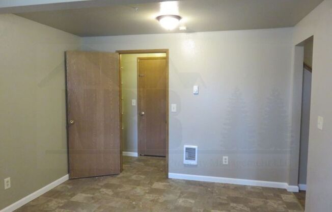 3 beds, 1.5 baths, $2,445