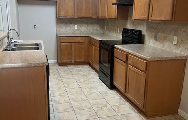 3 beds, 2 baths, $2,000