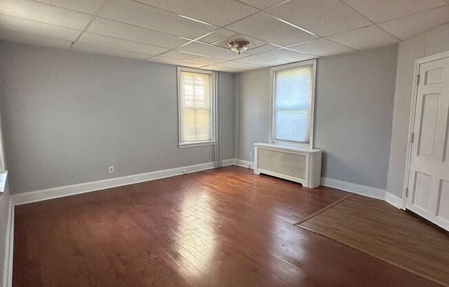 230 Sharon ave