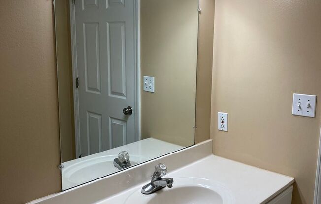 4 beds, 2 baths, 1,635 sqft, $1,500, Unit 3969 South Cramer Circle