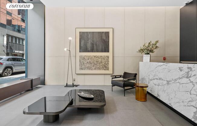515 W 29 ST