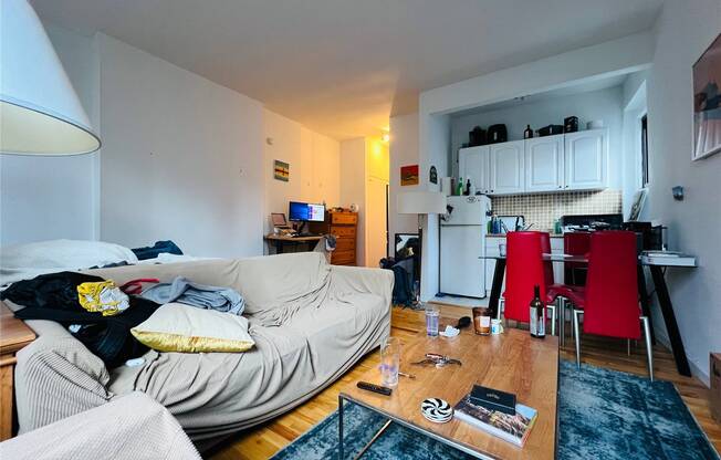 1 bed, 1 bath, $2,900, Unit 3F