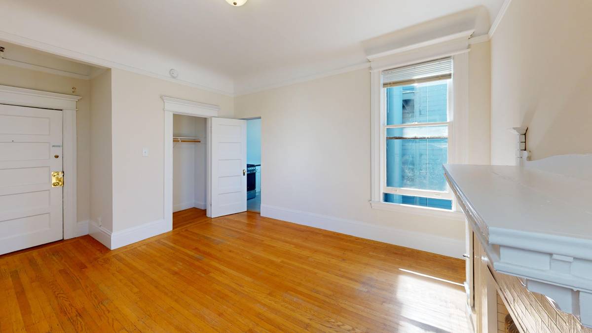 402 DUBOCE AVE
