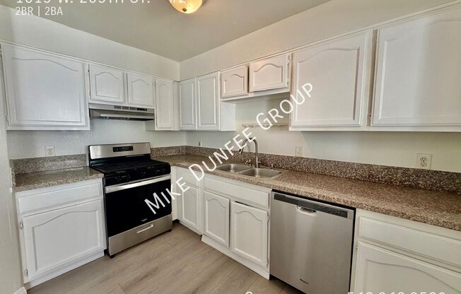1615 W 205 ST