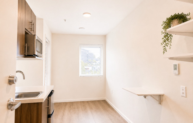 Studio, 1 bath, 175 sqft, $1,295, Unit 417-MFTE