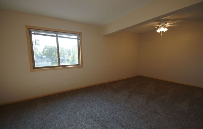 1 bed, 1 bath, 780 sqft, $1,448, Unit 414