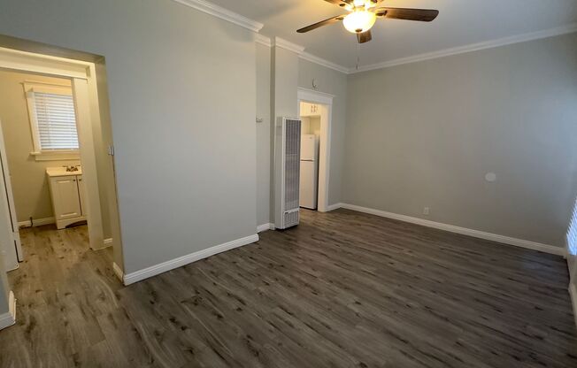 Studio, 1 bath, $1,395, Unit G