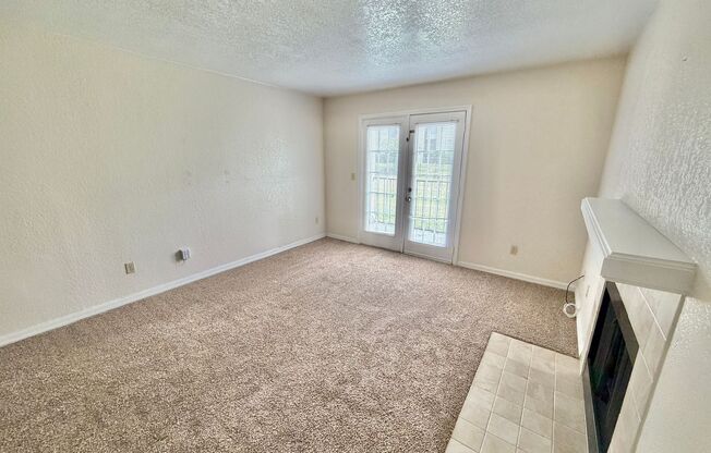 1 bed, 1 bath, $1,195, Unit r2550n5105
