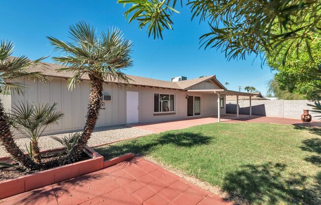Meticulously Maintained 4 bed Scottsdale Home