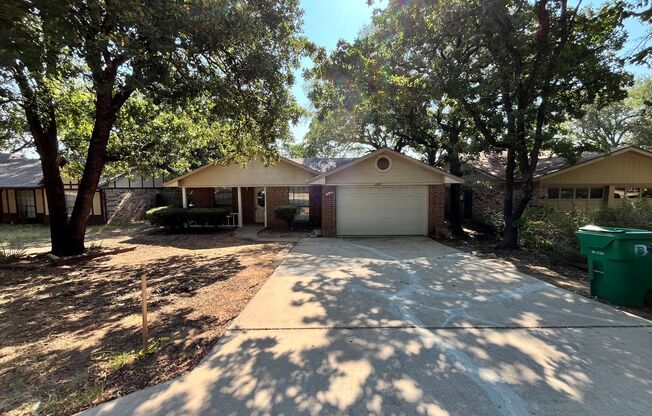 1208 Pin Oak Dr., Denton TX 76209