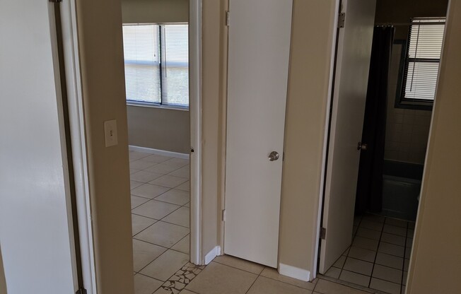 3 beds, 2 baths, $1,595