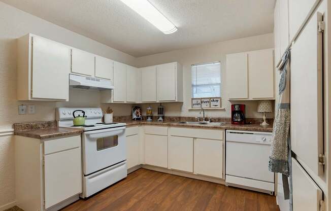 Lakeshore Landing Kitchen
