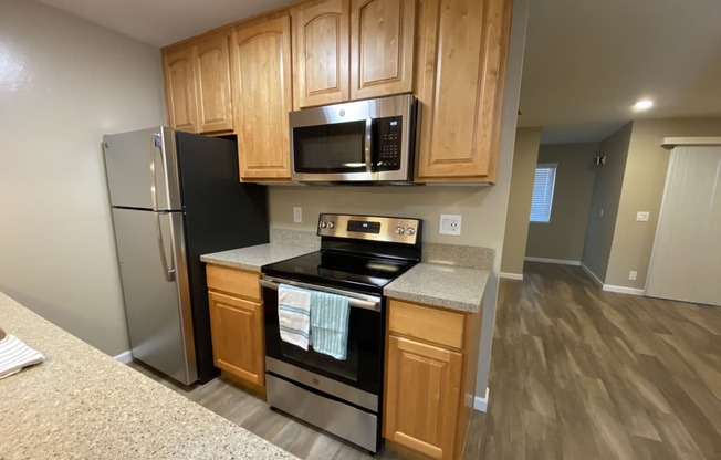 Kitchen at 100 Union Ave Apartments, Campbell