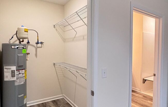 2 beds, 2 baths, 1,025 sqft, $1,285, Unit B101