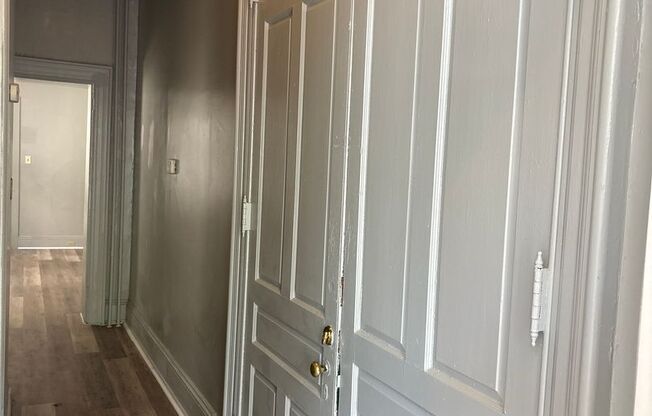 1st Floor 2 Bedroom Apartment-York City SD